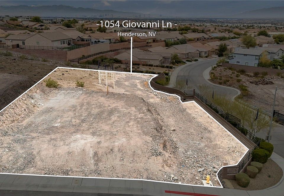 1st image of 1054 Giovanni Ln