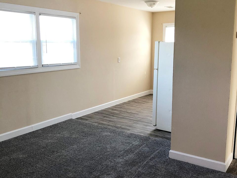 Bright garden-level apartment newly updated. Newer carpet in the living room and bedroom.