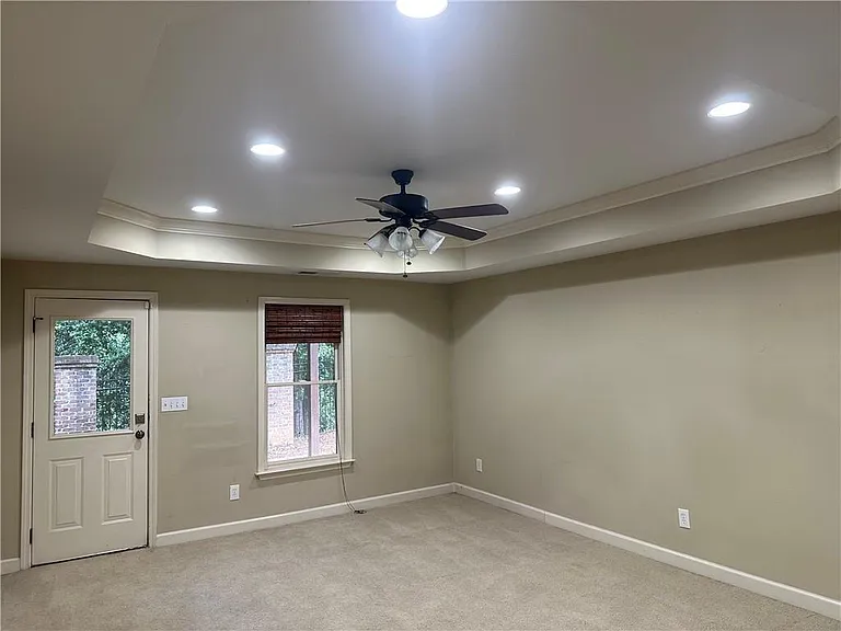6032 Coldwater Point — Photo 14