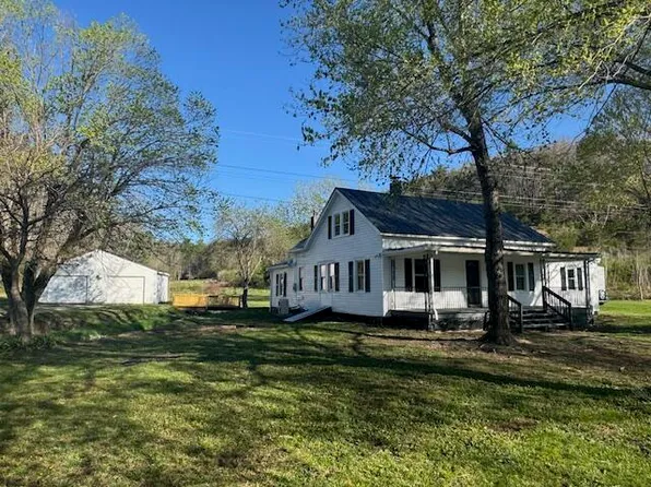 1747 Virginia Ave, Goshen, VA 24439