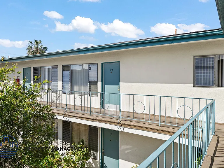1818 W El Segundo Blvd — Photo 19