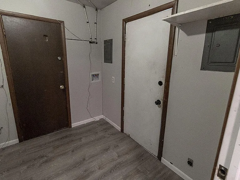 1804 Sylvan Ln #D — Photo 7