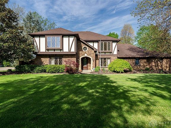 4th image of 8951 Treeland Ln