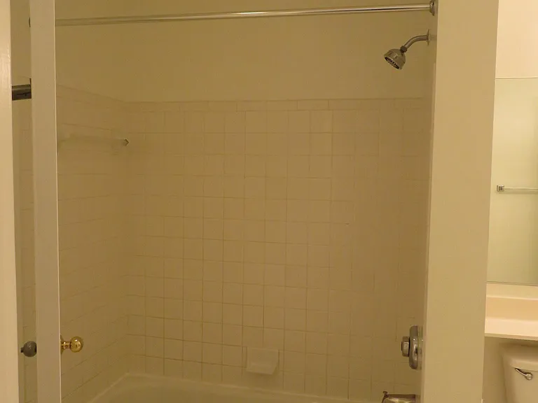 5565 Seminary Rd #208 — Photo 57
