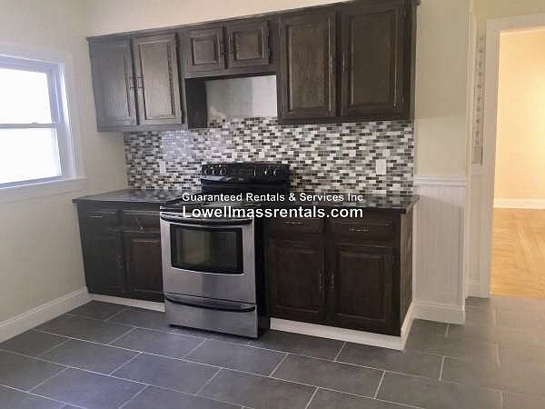 1st image of 1211 Middlesex St #1