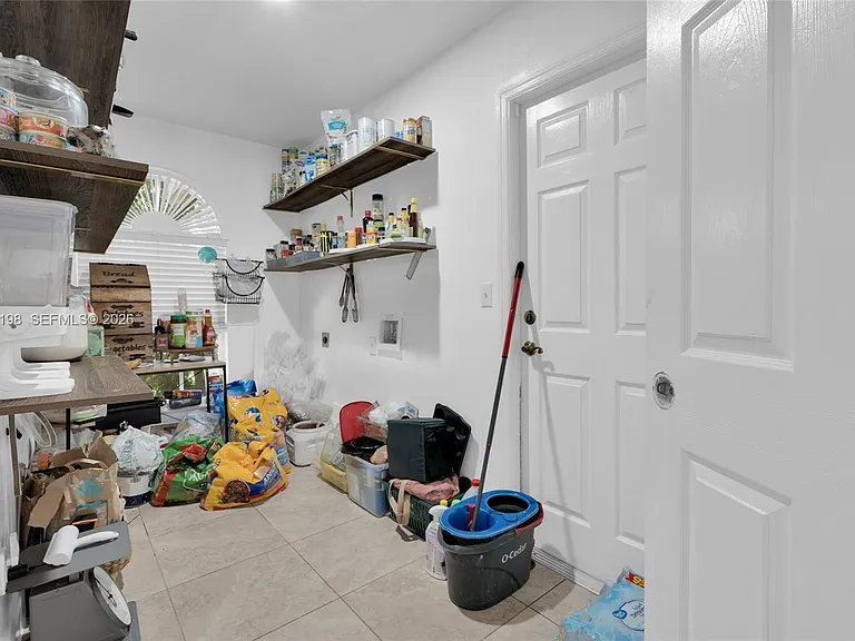 520 Henry Ave — Photo 19