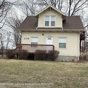 2729 Martin Luther King Jr Blvd, Lansing, MI, 48906