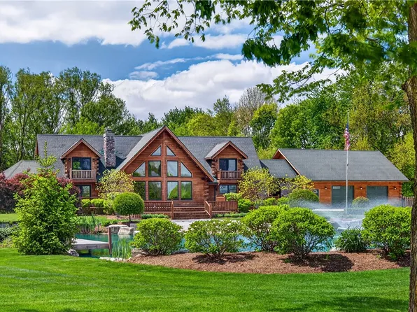 5486 Worley Rd, Tipp City, OH 45371