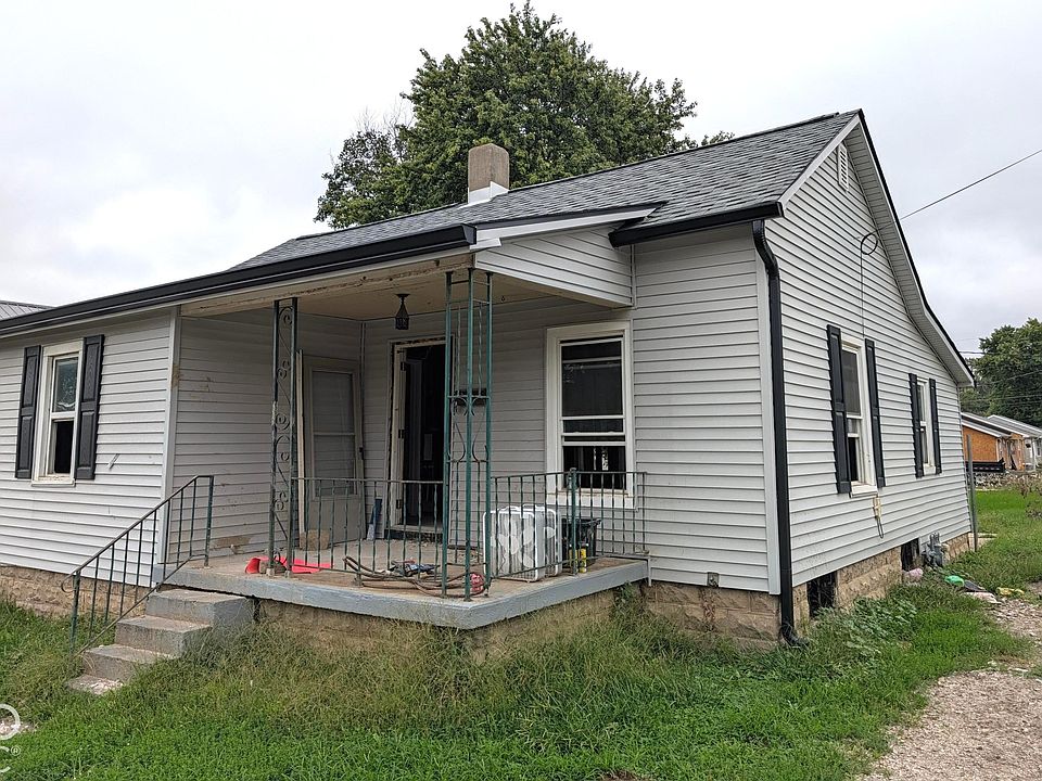 1st image of 540 John St