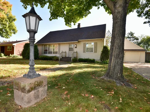 525 4th Ave SE, Milaca, MN 56353