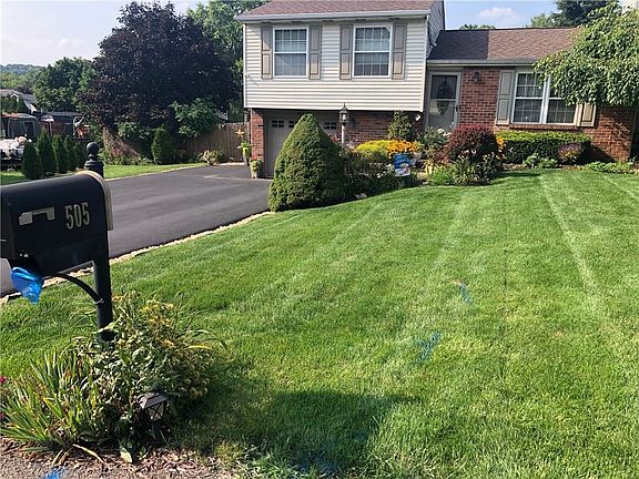 2nd image of 505 Rywood Ct
