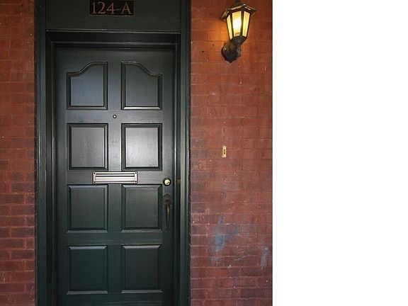 3rd image of 124 E Oglethorpe Ave #124A