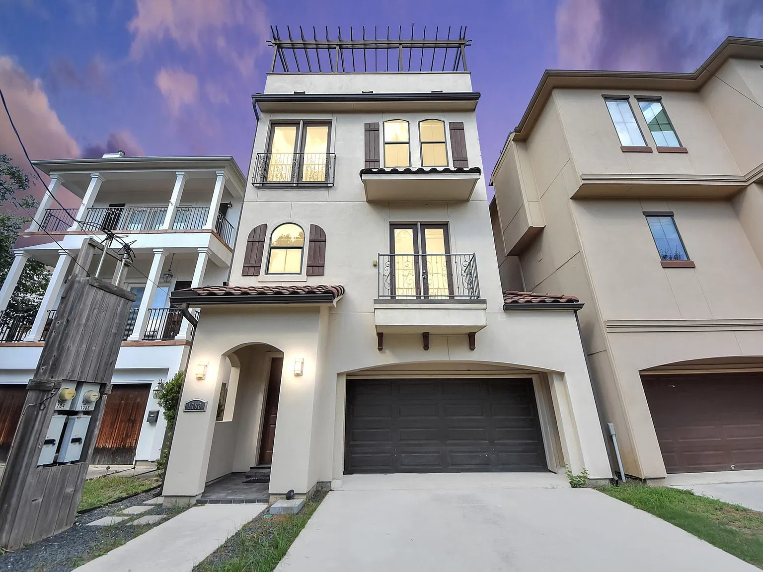3 bed, 3.5 bath, 2692 sqft, $4,200 — Photo 3