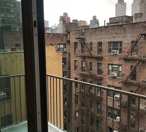 5th image of 351 W 54th St APT 5E