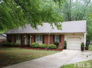 1214 Ivy Ln, Raleigh, NC 27609