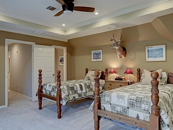 2nd image of 5618 Garden Point Dr