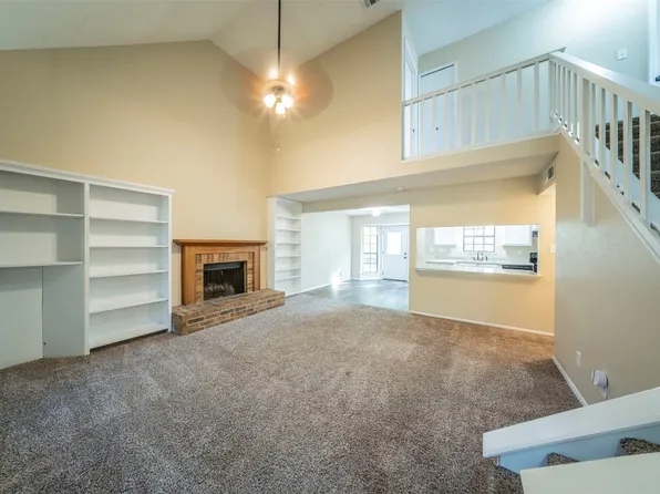 1908 Parkside Dr, Denton, TX 76201