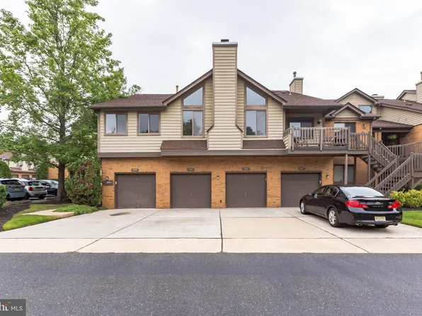1905 Augusta Cir #1905, Mount Laurel, NJ 08054