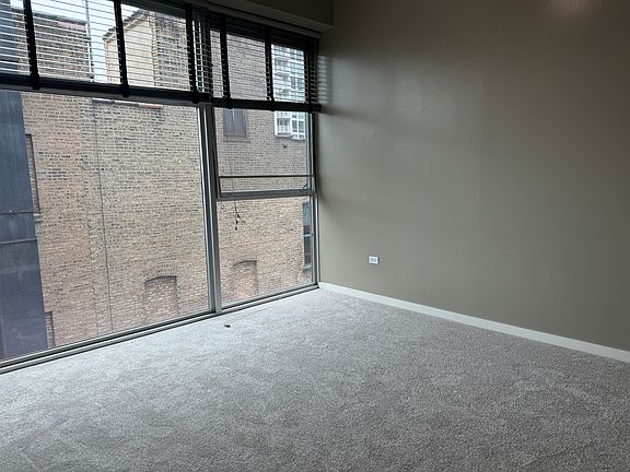 4th image of 630 N Franklin St APT 712