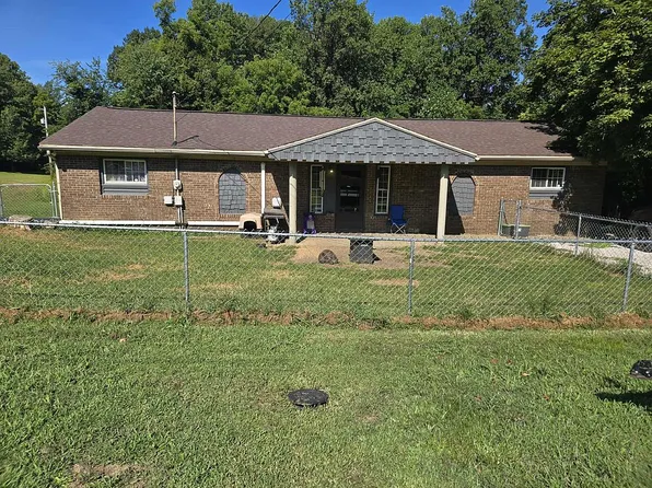 293 N State Road 61, Winslow, IN 47598