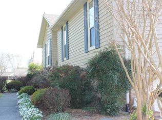 7240 Sugarwood Dr, Talbott, TN 37877
