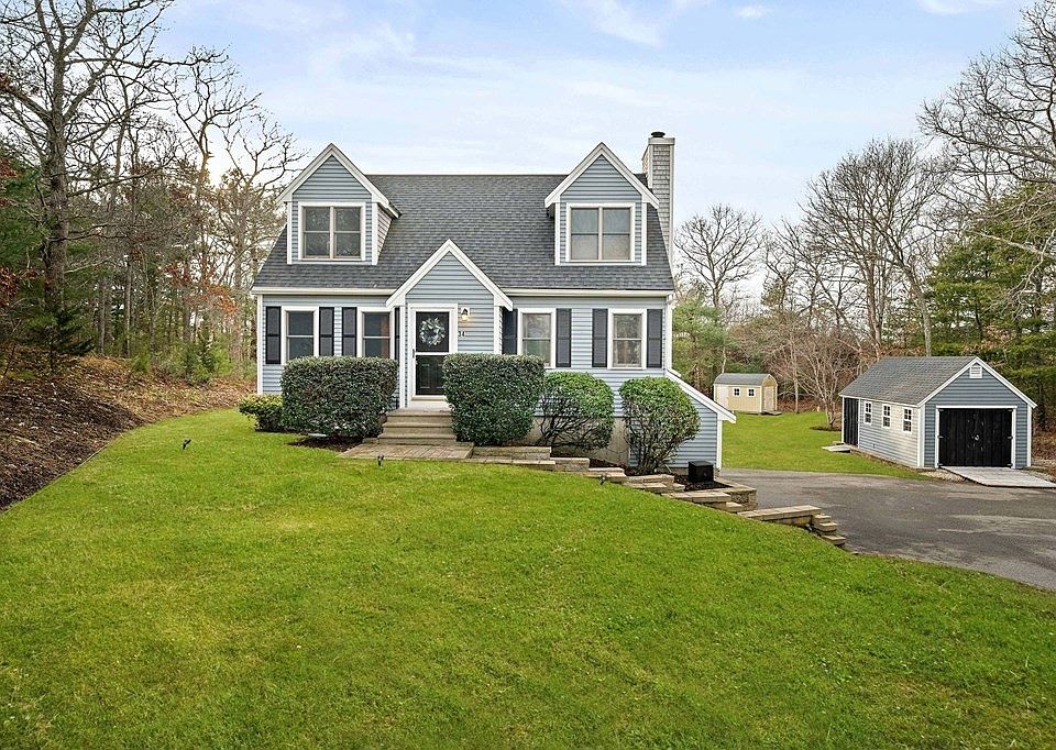 1st image of 34 Wedgestone Dr