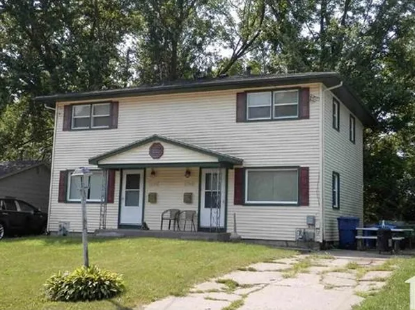 1745 Pleasant Ct, Davenport, IA 52803