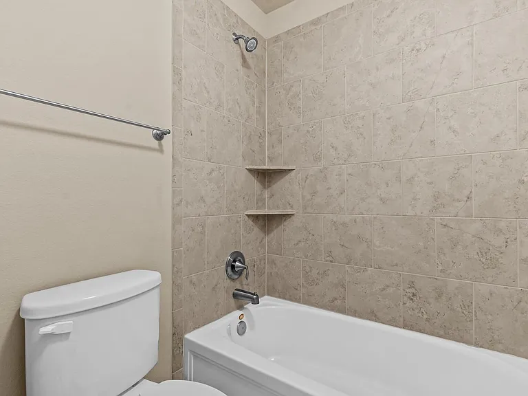 3704 Ashbury Rd — Photo 29