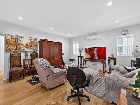 5th image of 4363 Eagle Rock Blvd