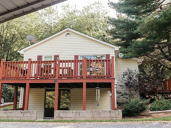 2nd image of 108 Knotty Pine Dr