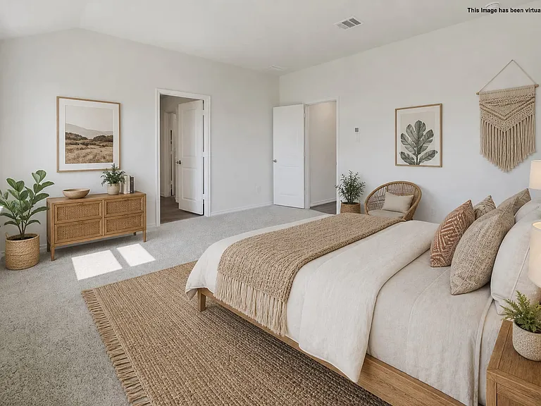 860 Newport Dr — Photo 4