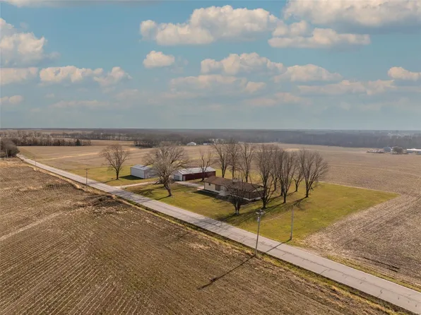22254 Powerline Rd, Warrenton, MO 63383