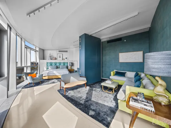 100 Eleventh Avenue image 7 of 18