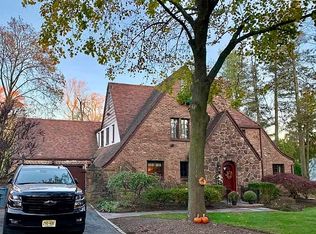 136 Old Short Hills Rd, Short Hills, NJ 07078