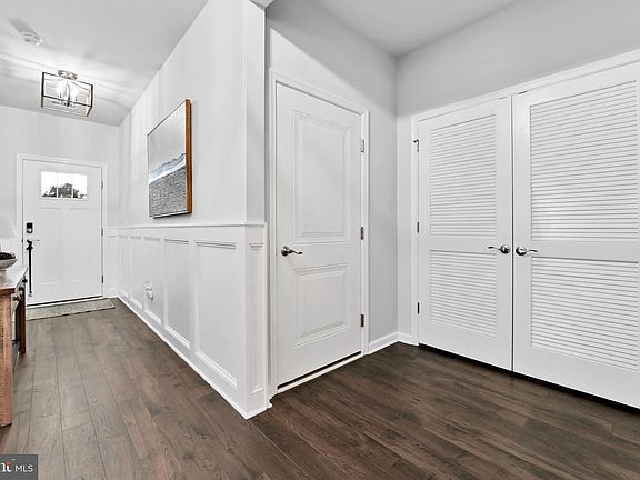 2nd image of 127 Raccoon Ln