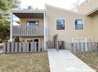 8060 Niwot Rd APT 17, Longmont, CO 80503