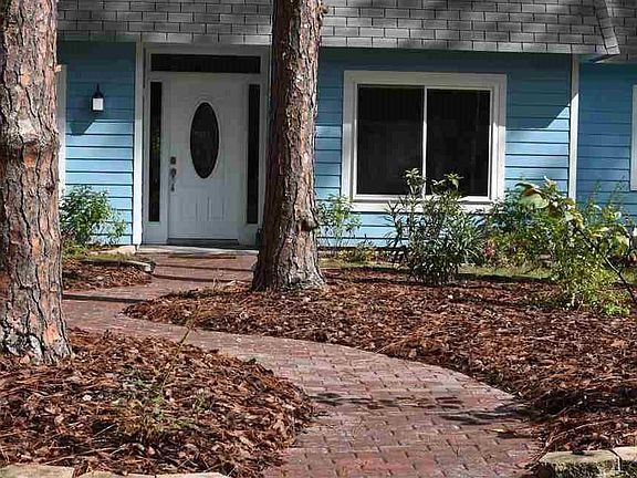3rd image of 5915 NW 33rd St