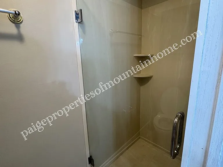 106 Parkview Cir — Photo 13