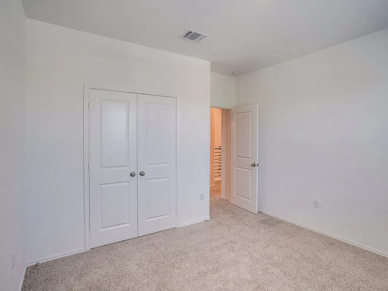 1109 Winnie Dr — Photo 15