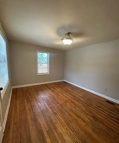 1328 Hamilton St — Photo 6