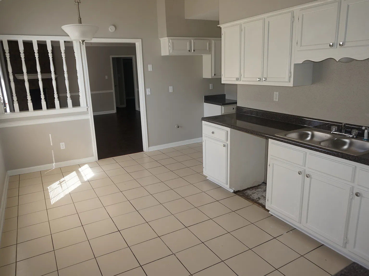 Coming Soon! 3bd | 2 ba home — Photo 4