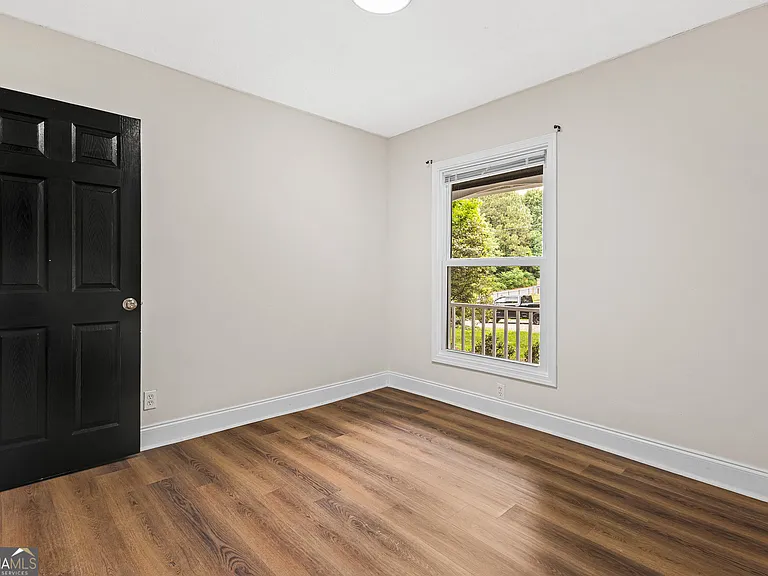 2607 Sparta Dr — Photo 12