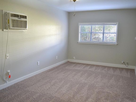 2nd image of 2505 Northland Dr #B