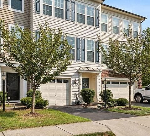 2nd image of 9171 Balaton Lake Ln