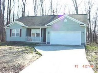7602 Angela Ln, Madison, OH 44057
