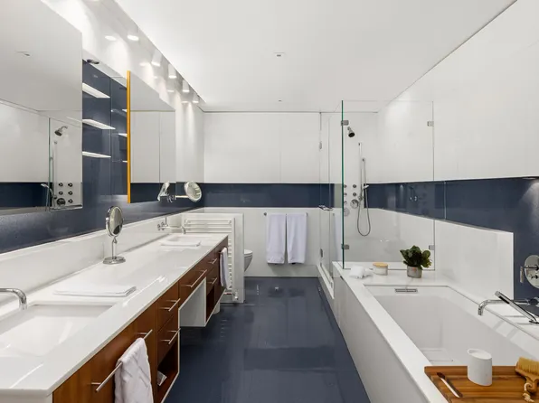 110 Central Park South image 26 of 48