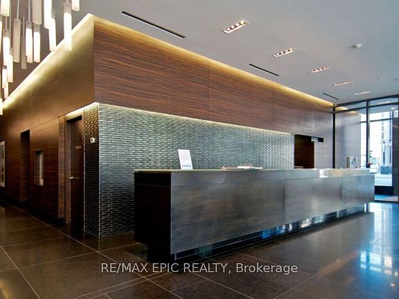 3rd image of 770 Bay St #702