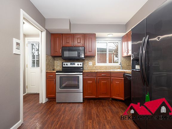 5th image of 14135 Arcola St
