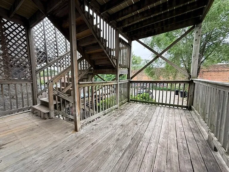 2731 W Congress Pkwy #2 — Photo 11