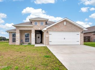 2010 Bogey Ln, Neosho, MO 64850